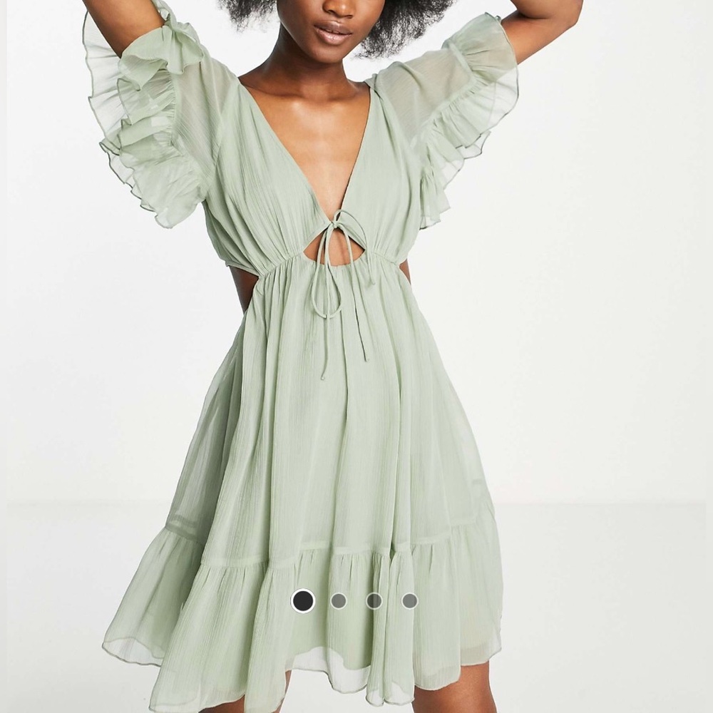 Women’s Sage Green Ruffle Sleeve Tie-Front Dress